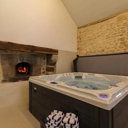 Maison Confort, Climatisee - 4 Pers. Landhaus Montchevrel